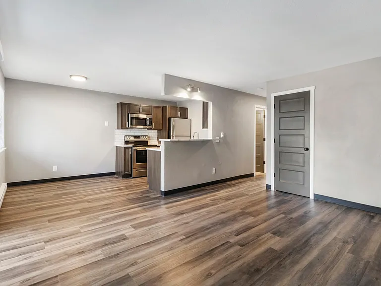 The Hideaway at University Place — Photo 107