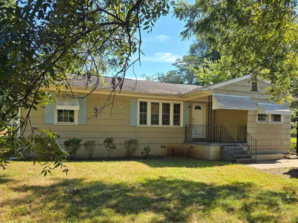 9607 Red Lane Dr, Birmingham, AL 35215