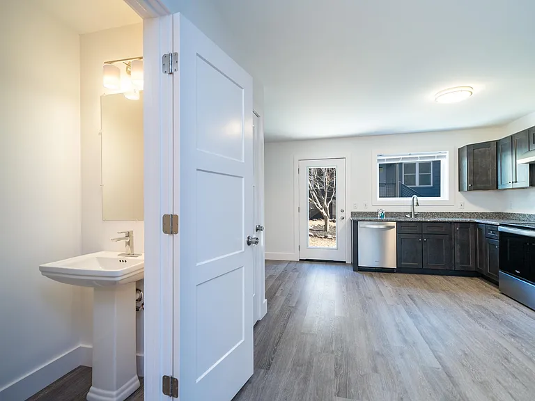 142 Rumbough Pl #1 — Photo 3