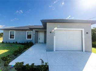9049 Lamkin Cir, Labelle, FL 33935