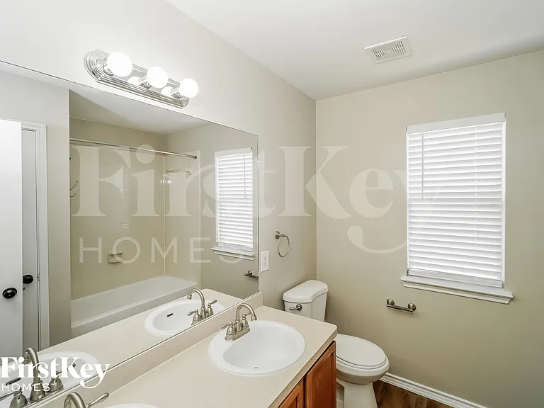 10266 Mission Crk — Photo 13