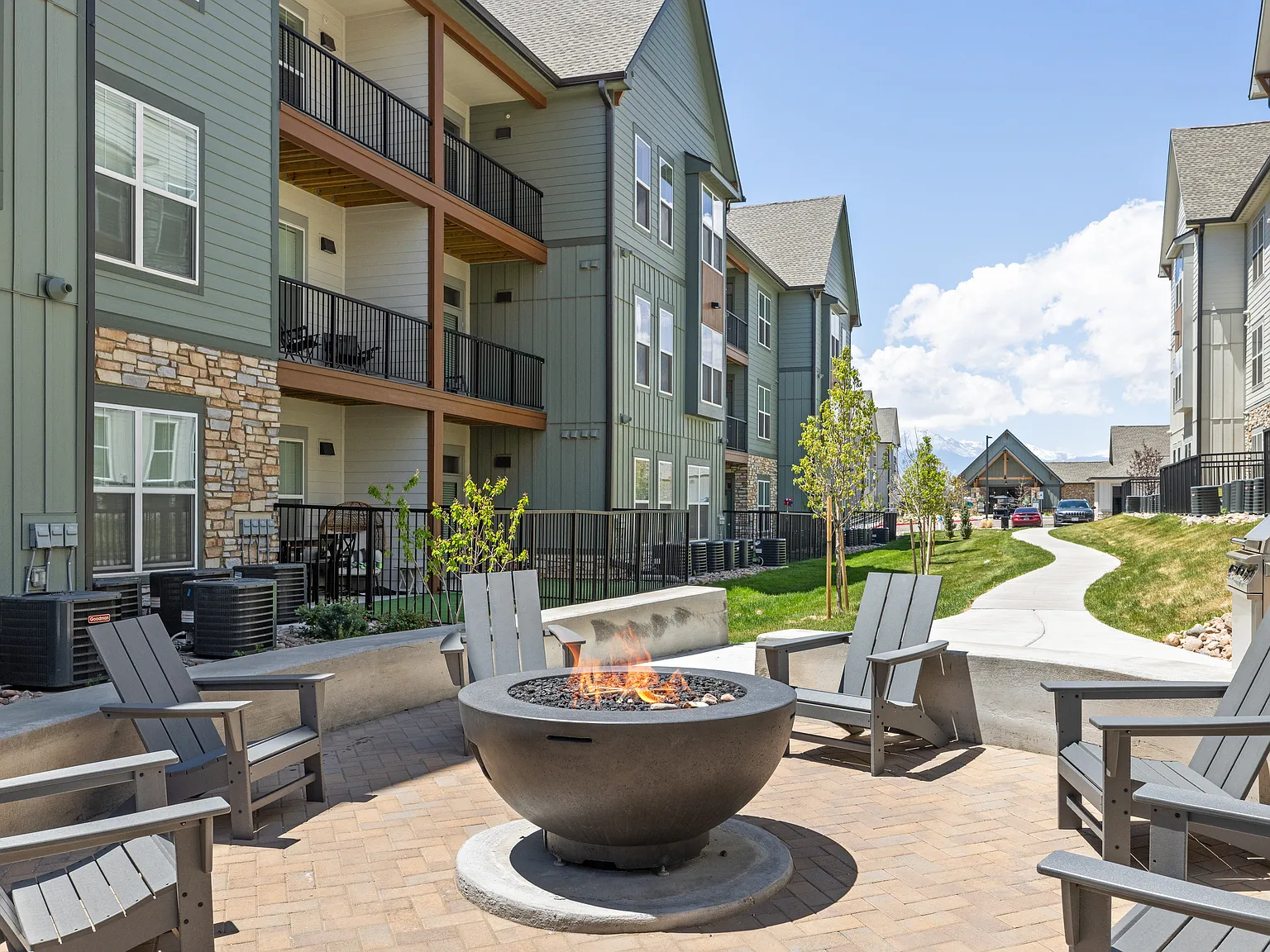 Upland Flats Apartments — Photo 3