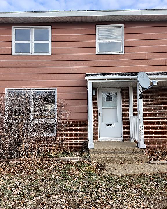 1st image of 377 Poplar St #C