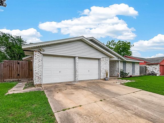 2nd image of 1910 Blindlake Dr