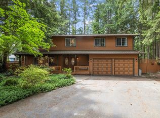 776 NE Pinecrest Dr, Bremerton, WA 98311