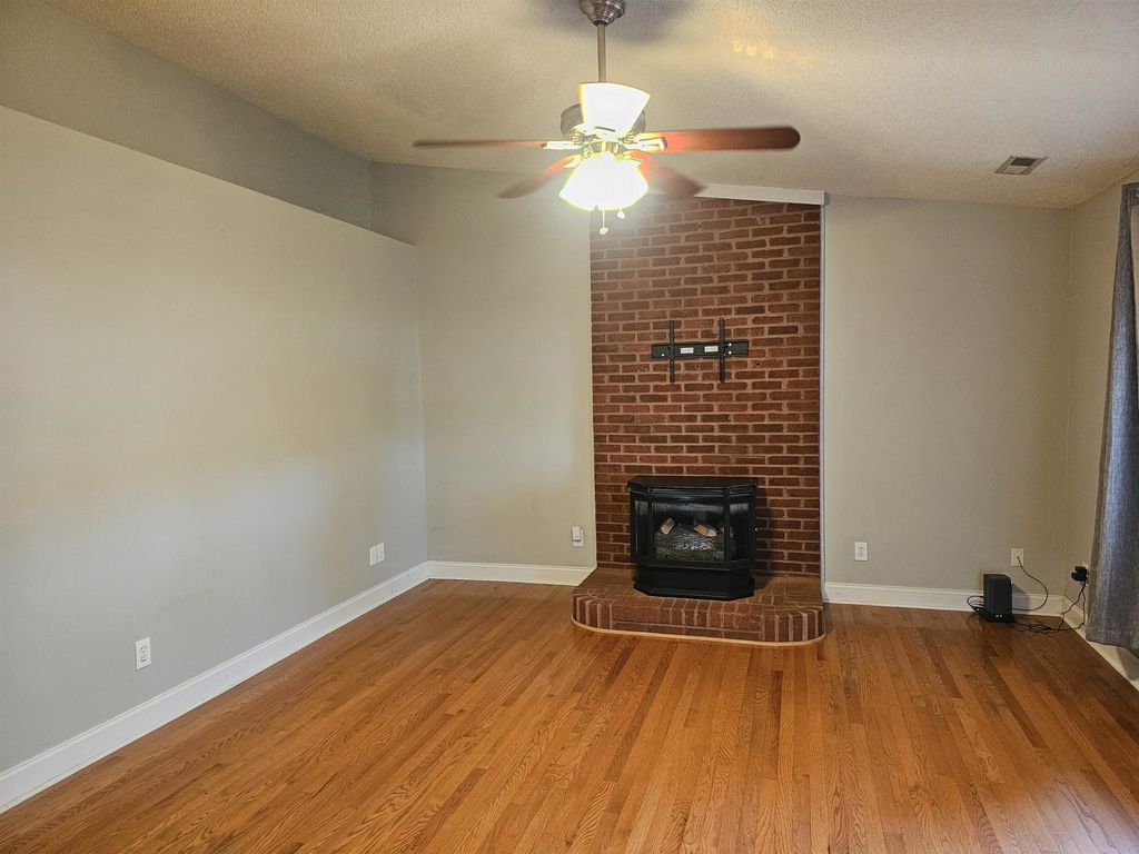 829 Busbey Rd SW, Decatur, AL - View 3