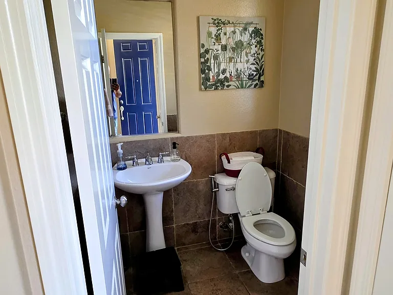 7373 Healis Pl — Photo 3