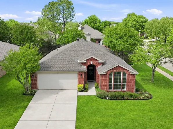 2521 Champlain Ln, Denton, TX 76210