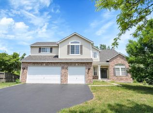 2011 Chadwick Way, Mundelein, IL 60060