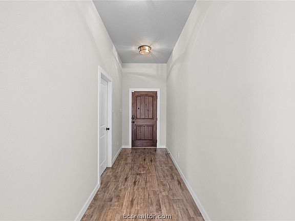4th image of 3088 Peterson Cir