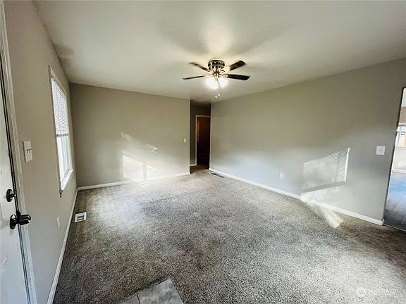 3rd image of 6623 S Gove Street