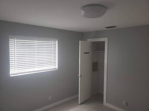 2nd image of 624 SW 10th St #A