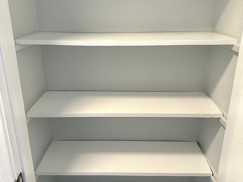 Built-In Shelves