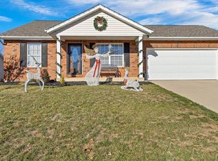 1021 Cottonwood Ln, Waterloo, IL