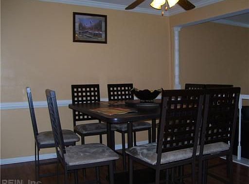 3rd image of 243 Windbrooke Ln