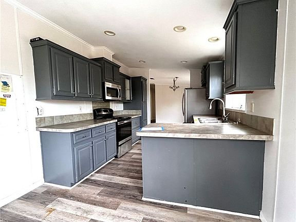2nd image of 3007 52nd St W