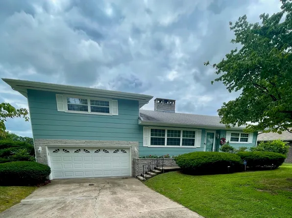 1205 Skyline Drive, Neosho, MO 64850
