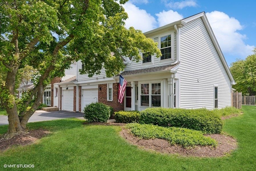 1st image of 4076 N Newport Ln