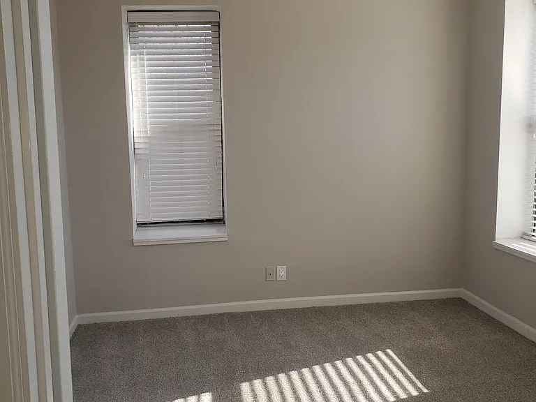 2342 S Grand Blvd #304 — Photo 7