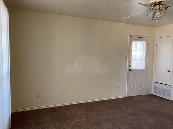 4th image of 4506 Mattie Dr APT A