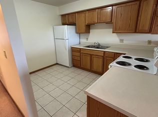 126 Bannon Dr #F, Dwight, IL 60420