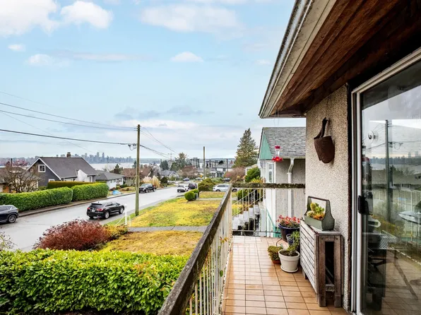 428 E 7th St, North Vancouver, BC V7L 1R9