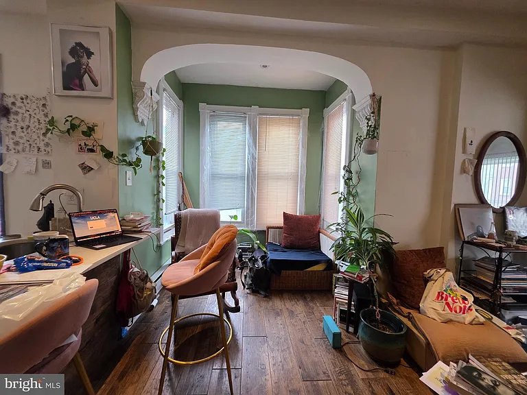 4043 Spring Garden St #2F — Photo 7