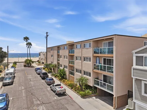 15 15th St APT 14, Hermosa Beach, CA 90254