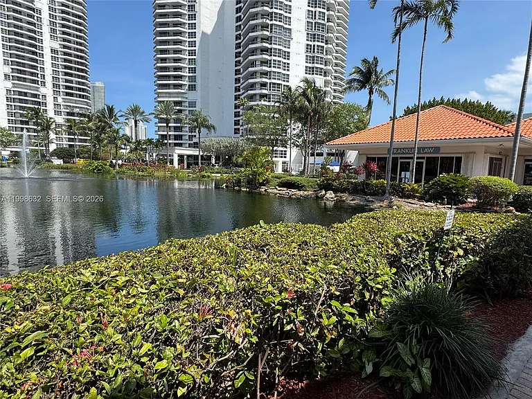 3530 Mystic Pointe Dr #2607 — Photo 42