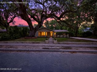 1308 Father Ryan Ave, Biloxi, MS 39530