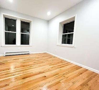 3rd image of 5322 Avenue O #1