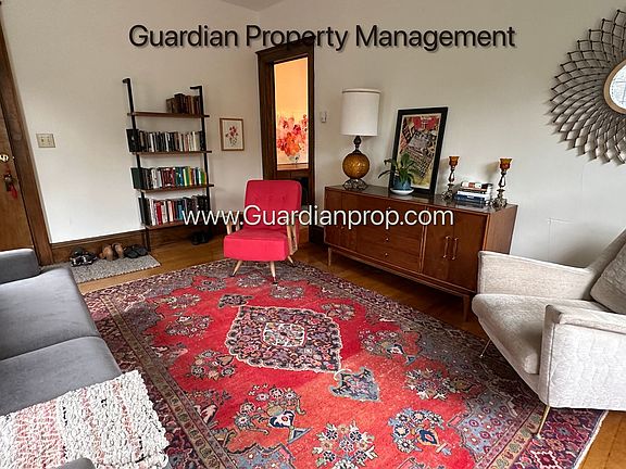 4th image of 150 Orlin Ave SE #3