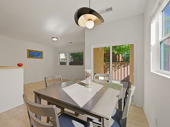 5th image of 15 Scenic Mesa Rd