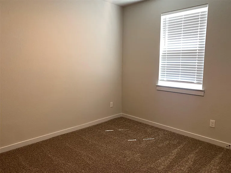 2913 Sage Ranch Dr — Photo 23