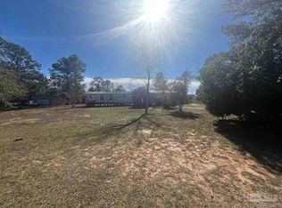 9775 S Trace Rd, Milton, FL 32583