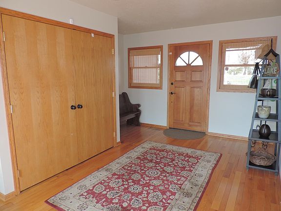 3rd image of 226 Marina Dell Ave