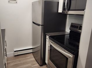 21 Stirling Ave S #8, Kitchener, ON N2G 3N6