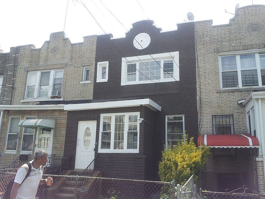 1st image of 306 Eldert St APT 2