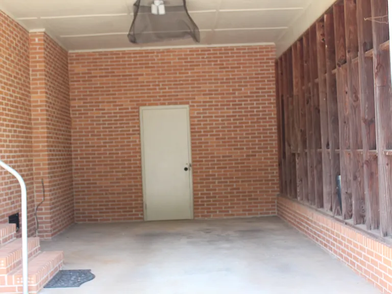 3841 N Highway 101 — Photo 18