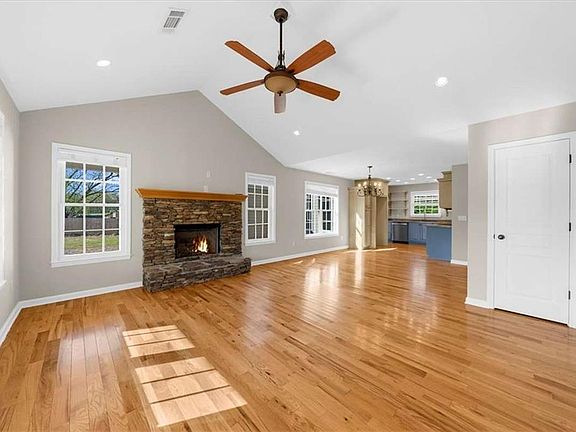 5th image of 5283 Grant Rd
