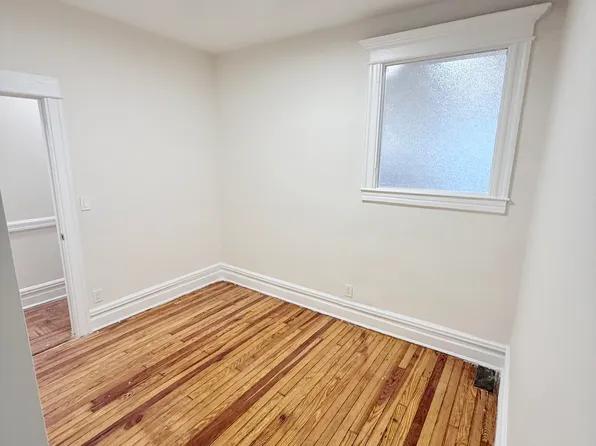 515 8th Street image 7 of 11