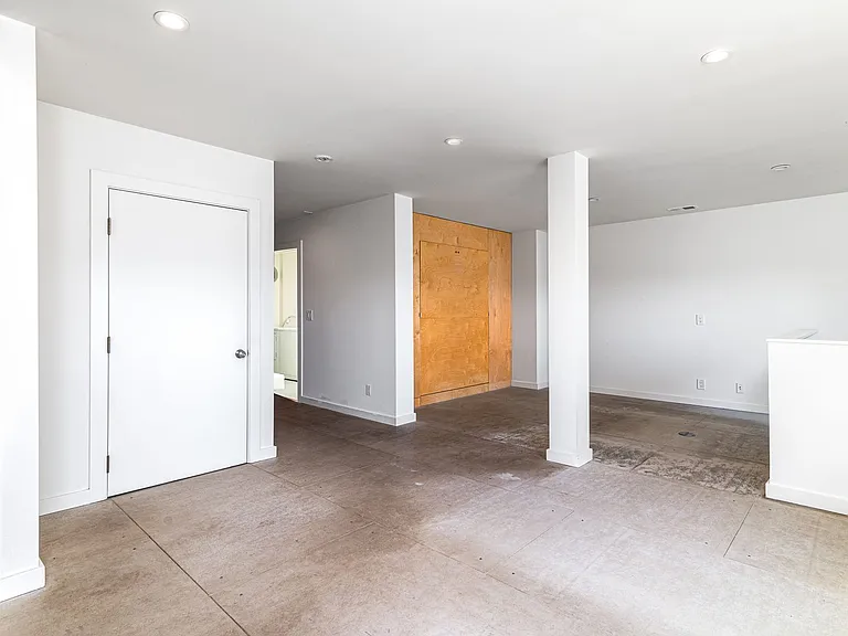 919 Teresita Blvd — Photo 19