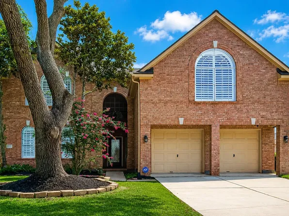 827 Annies Way, Sugar Land, TX 77479