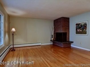 2564 Loussac Dr, Anchorage, AK 99517