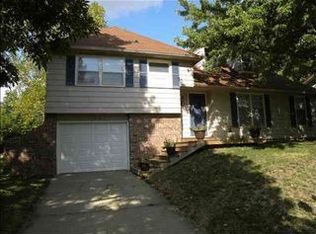 3746 SW 34th St, Topeka, KS 66614