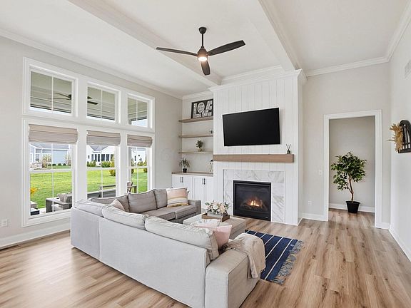 5th image of 11424 Canby Ct