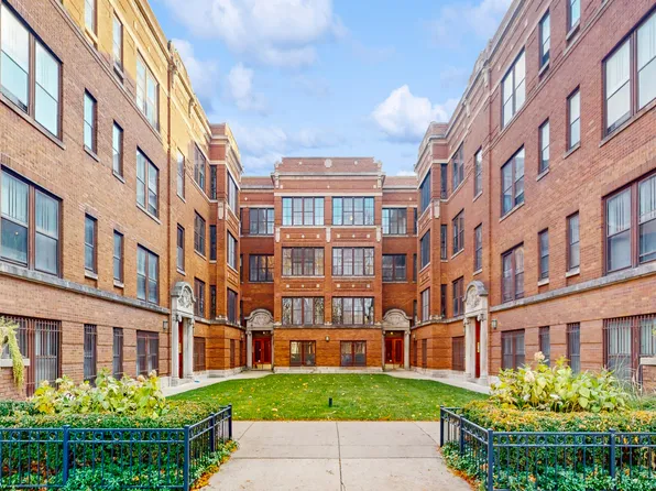 3019 W Logan Blvd #3, Chicago, IL 60647