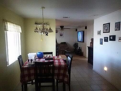 3rd image of 18369 Willow St