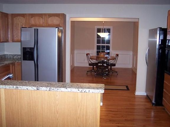 Kitchen-Diningroom View