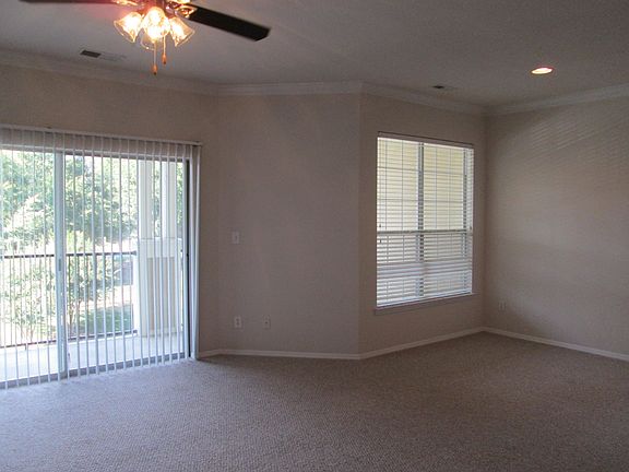 4th image of 6740 Poppy Hills Ln APT 131